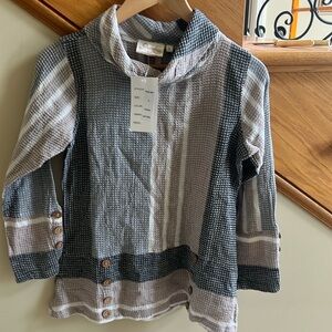 Paper Lacer Top Size Small Tan,Gray ,Black Stripe New With Tag